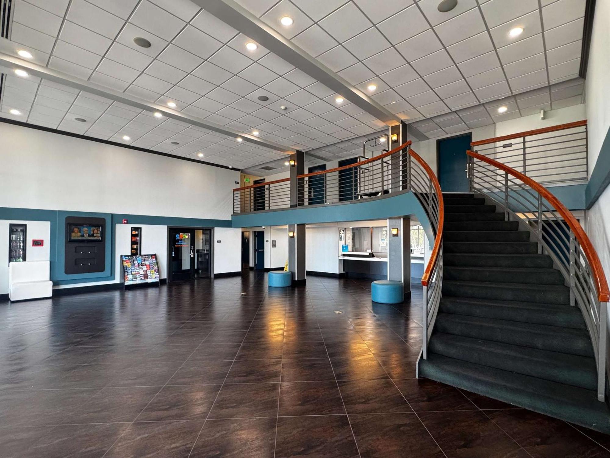 Studio 6 Suites Carson, Ca Exterior photo